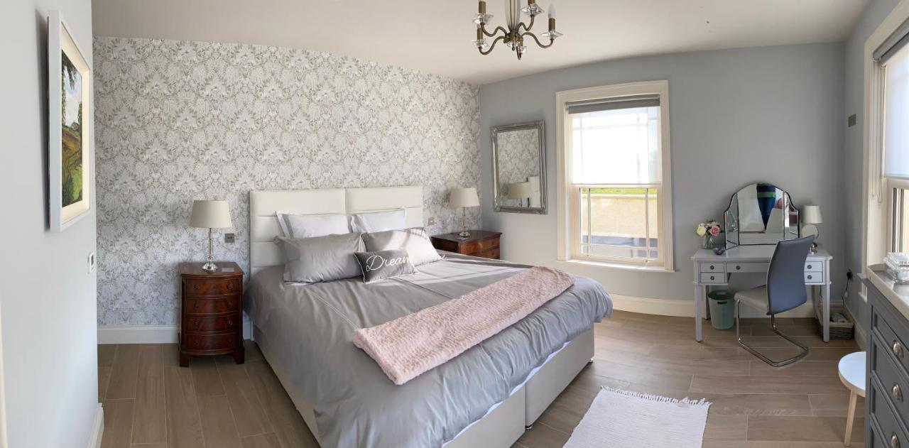 エニスキリン Radharc Na Cuilcagh Bed & Breakfast エクステリア 写真