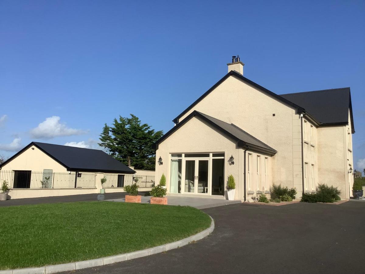 エニスキリン Radharc Na Cuilcagh Bed & Breakfast エクステリア 写真